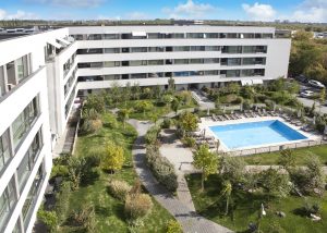 Faza 1 Atria Urban Resort Piscian la bloc