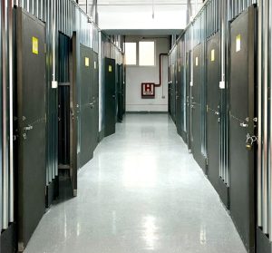 Boxe de depozitare la SelfStorage din Bulevardul Poligrafiei